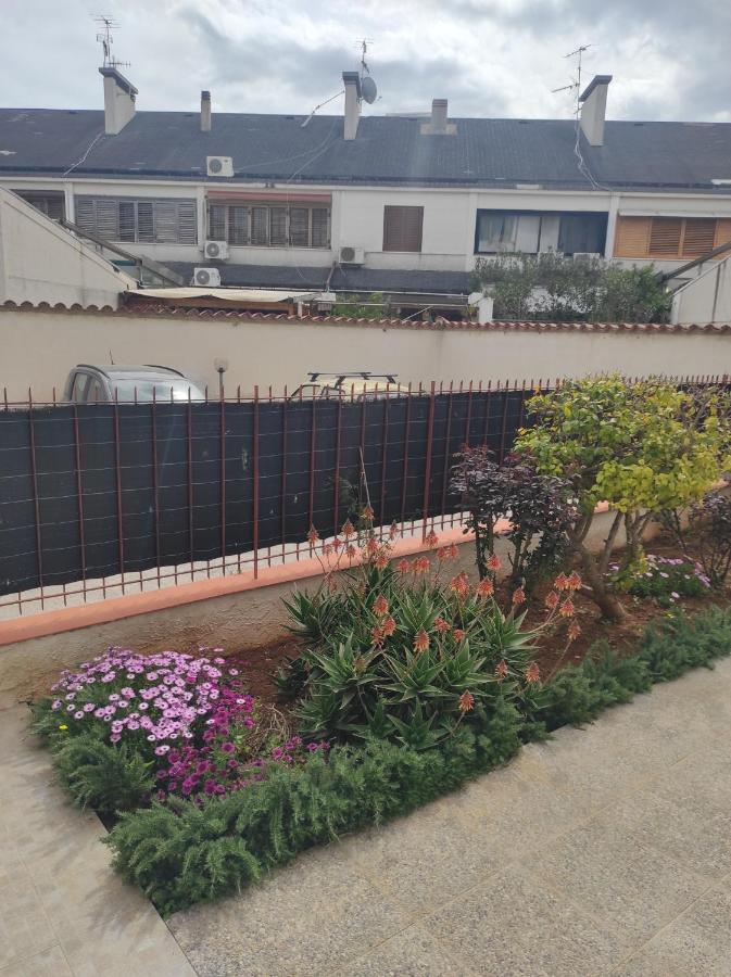 Antigone Holiday House Vila Mondello Exterior foto