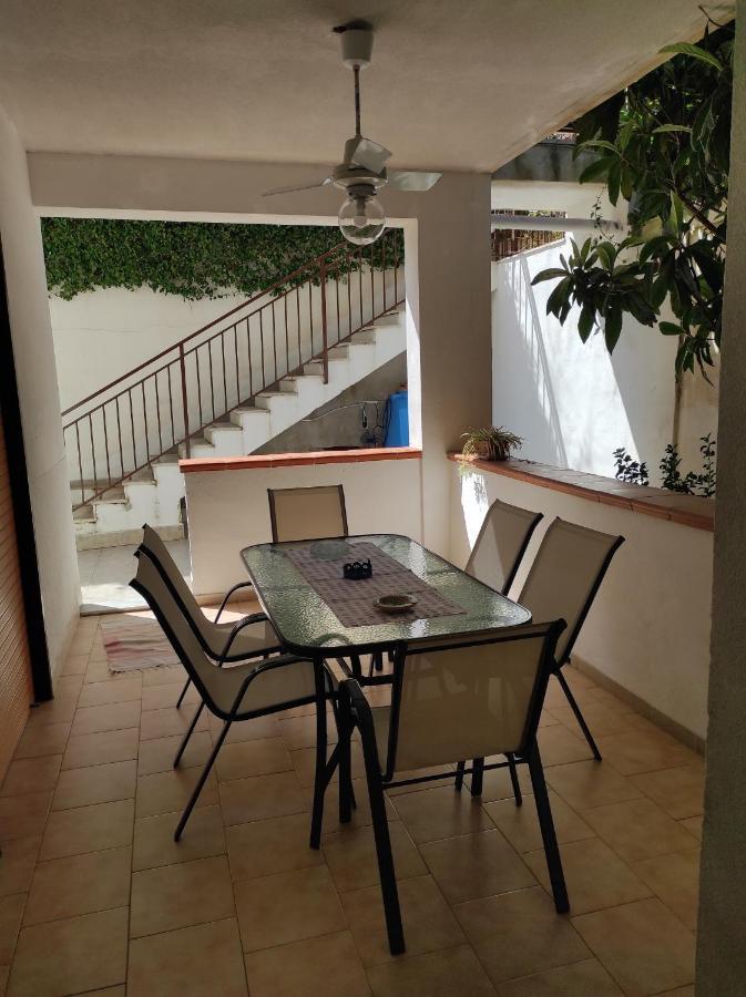 Antigone Holiday House Vila Mondello Exterior foto