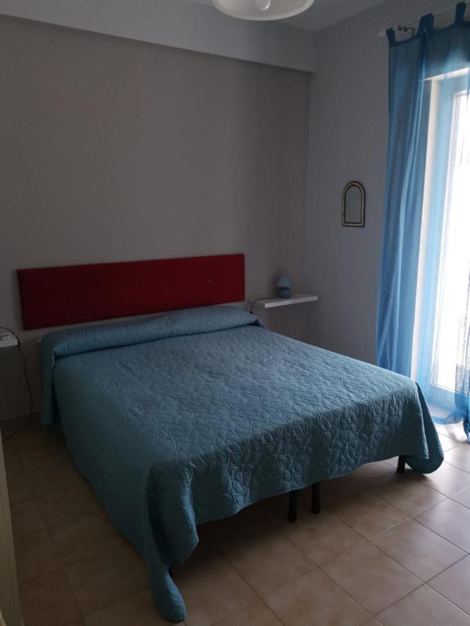 Antigone Holiday House Vila Mondello Exterior foto