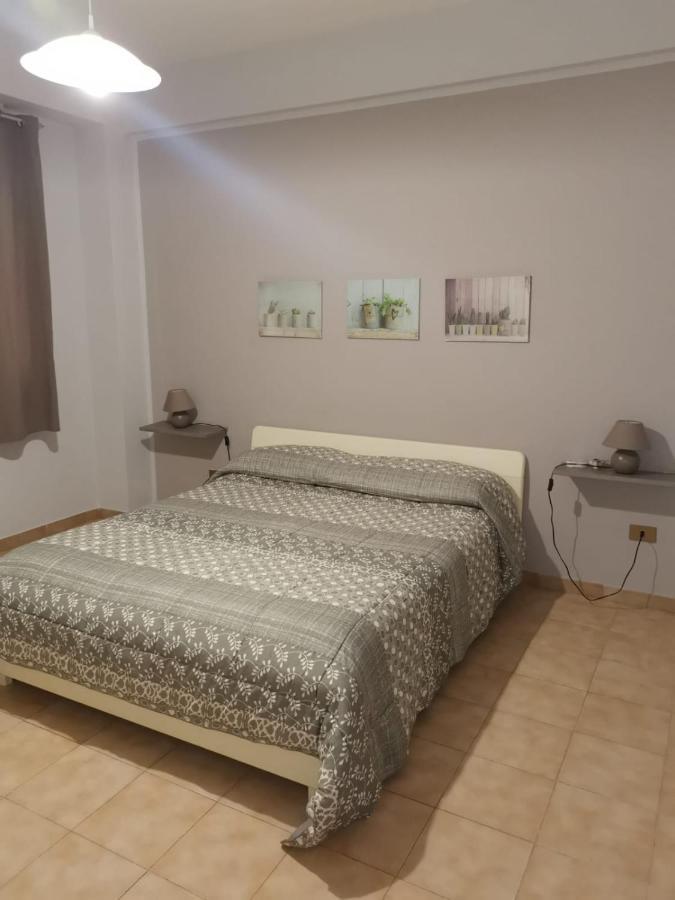 Antigone Holiday House Vila Mondello Exterior foto